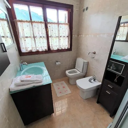 Casa Familiar Con Jardin “arana Etxea” Ebi01207 בית נופש *
