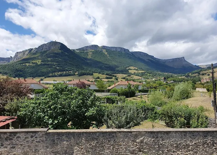 Дом отдыха Casa Familiar Con Jardin “arana Etxea” Ebi01207