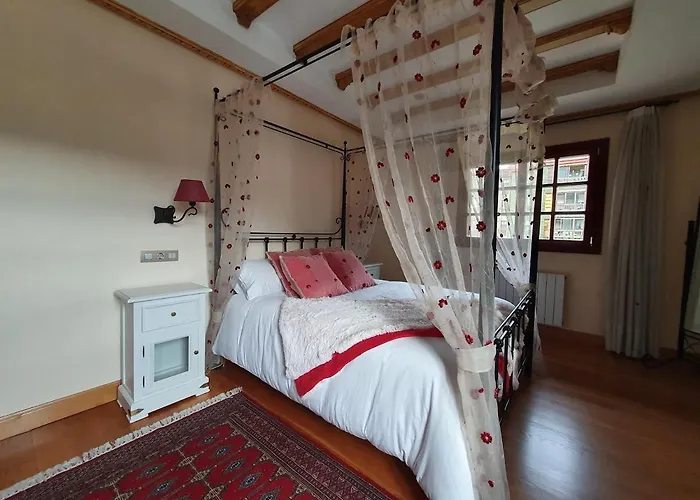 Дом отдыха Casa Familiar Con Jardin “arana Etxea” Ebi01207 *