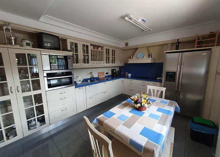 Дом отдыха Casa Familiar Con Jardin “arana Etxea” Ebi01207